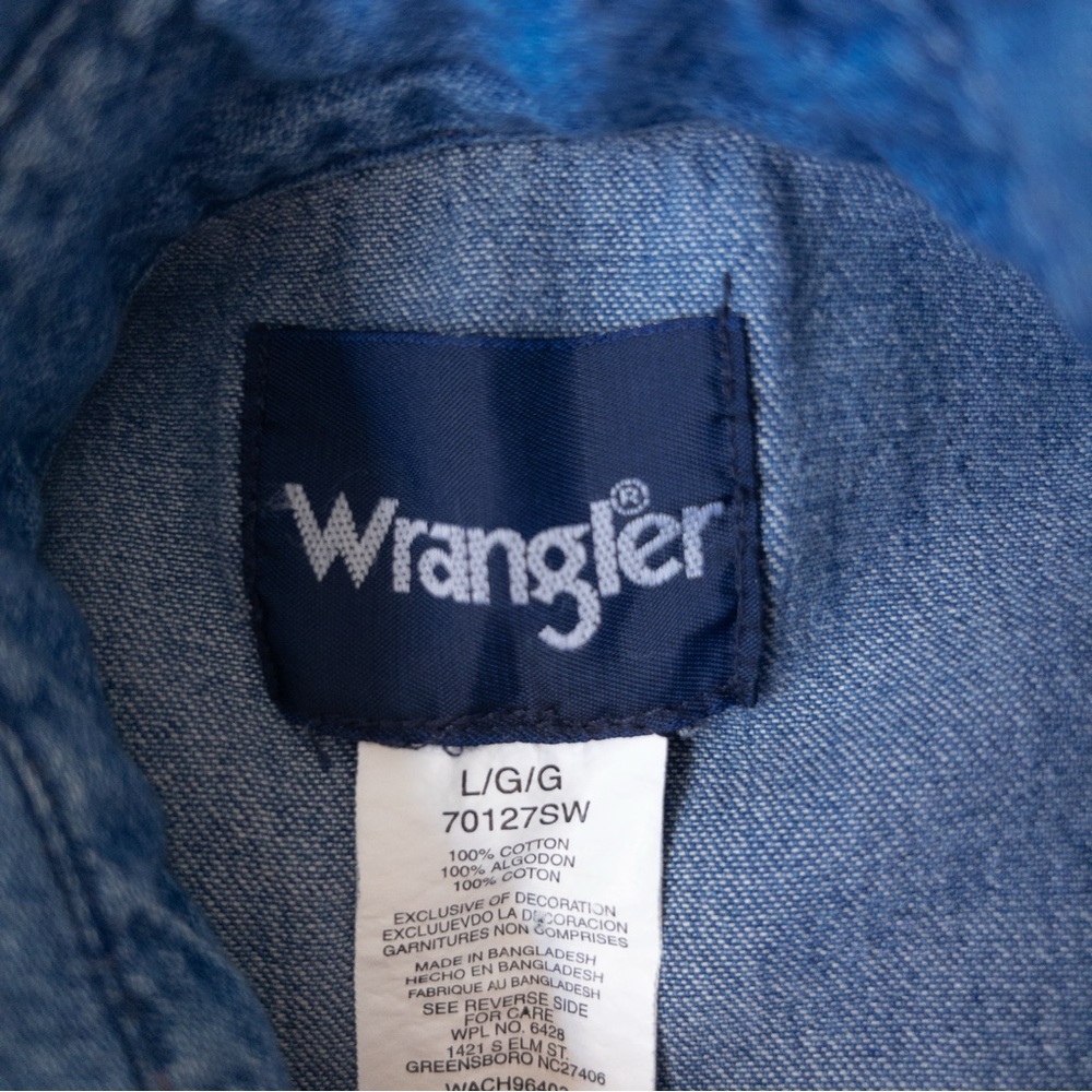 VTG Wrangler Mens Denim Western Shirt Cowboy Rodeo Pearl Snap Long Sleeves - Picture 3 of 14